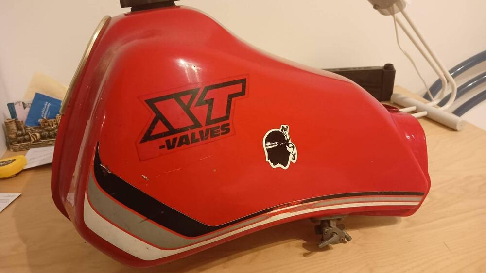 Serbatoio per Yamaha XT 550