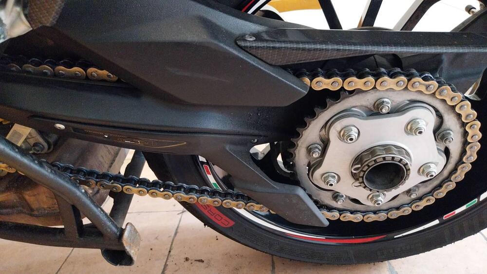 MV Agusta Turismo Veloce 800 Lusso (2014 - 16) (4)