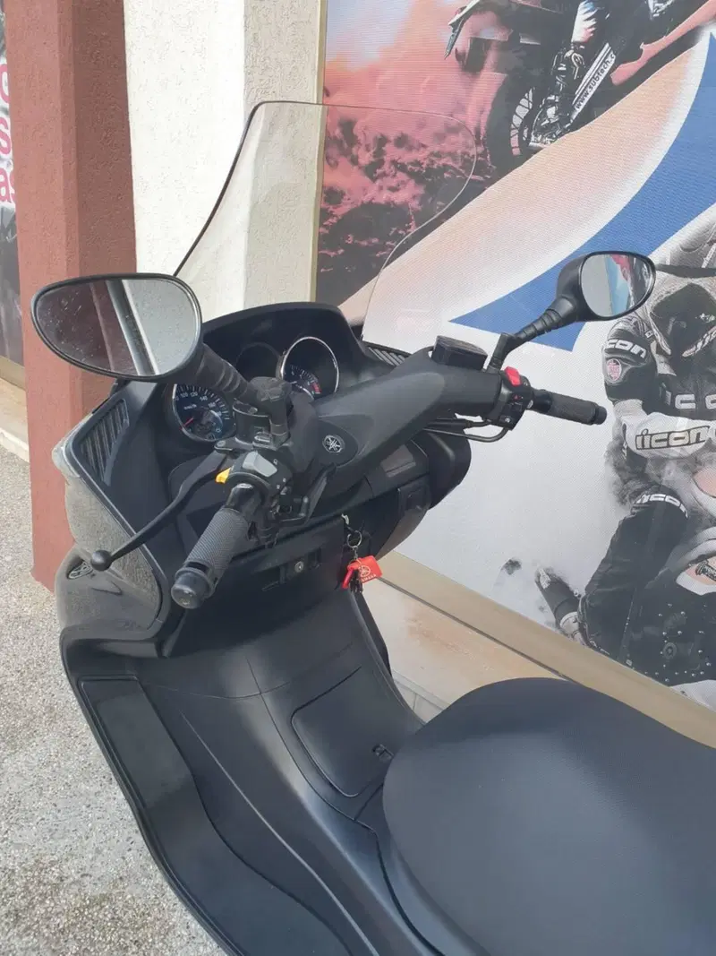 Yamaha Majesty 400 (2004 - 08) (9)