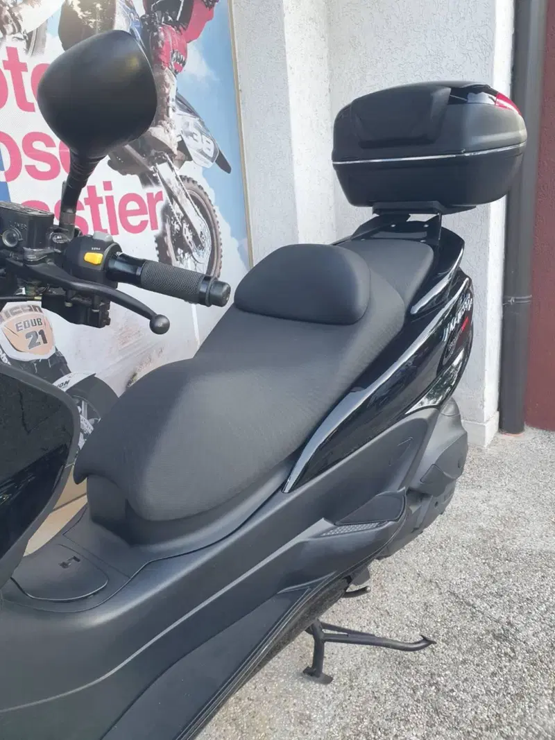 Yamaha Majesty 400 (2004 - 08) (10)