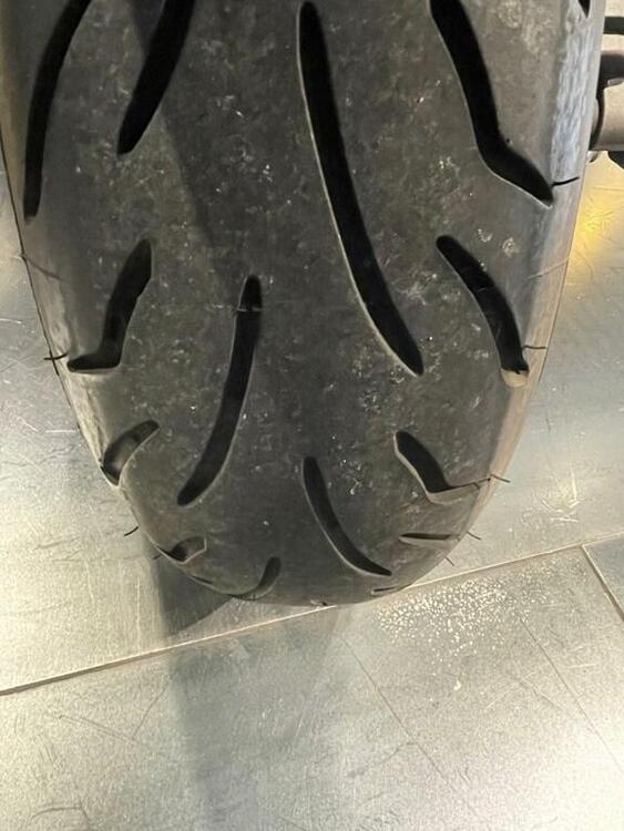 Yamaha T-Max 560 Tech Max (2021) (4)