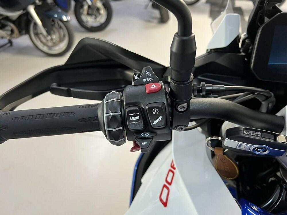 Bmw F 900 XR (2025) (5)