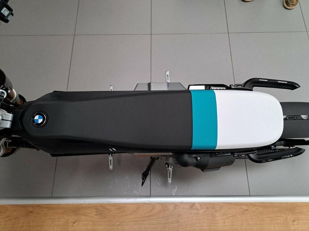 Bmw CE 02 AM (2024 - 25) (3)