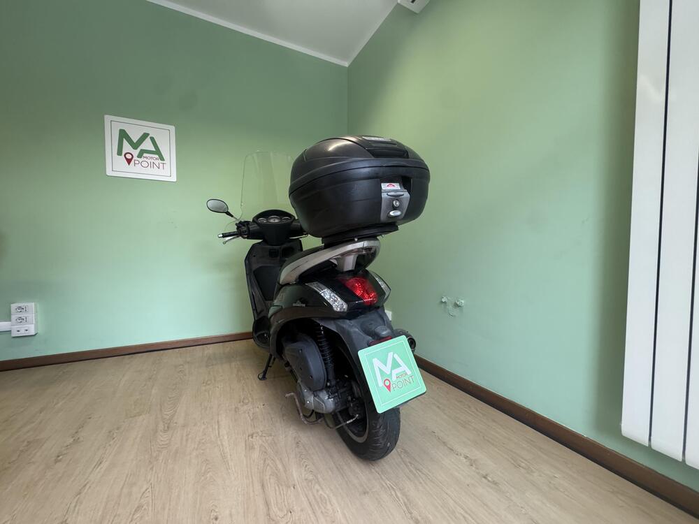 Peugeot Geopolis 300 (2013 -15) (4)