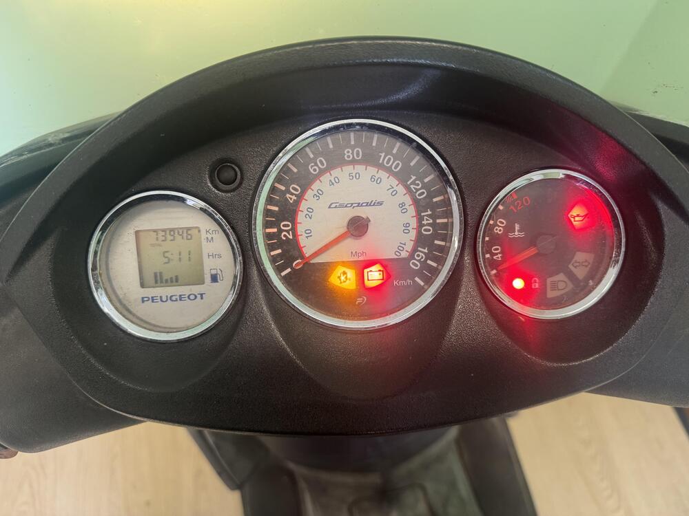 Peugeot Geopolis 300 (2013 -15) (5)