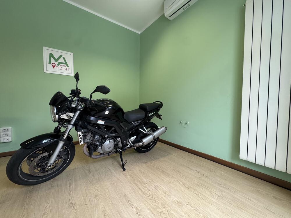 Suzuki SV 1000 (2)