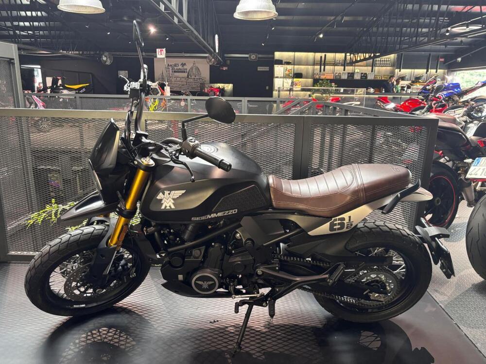 Moto Morini SEIEMMEZZO SCR (2022 - 25) (3)