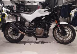 Husqvarna Vitpilen 401 (2021 - 23) usata