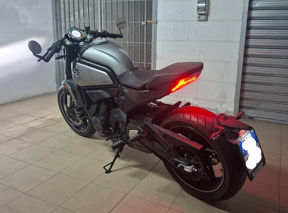 CFMOTO 700CL-X Sport (2022 - 25) (4)