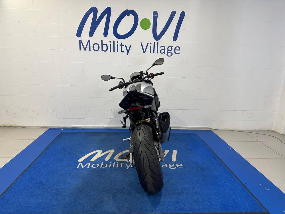 Aprilia Tuono V4 (2025) (3)