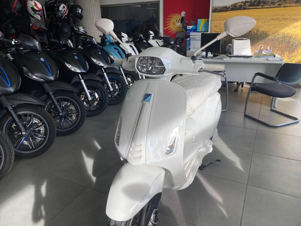 Vespa Sprint 125 Justin Bieber (2022 - 24) (4)