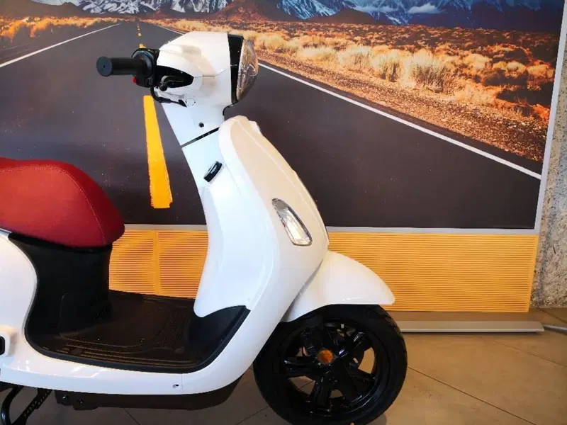 Sym Fiddle 50i (2021 - 26) (4)