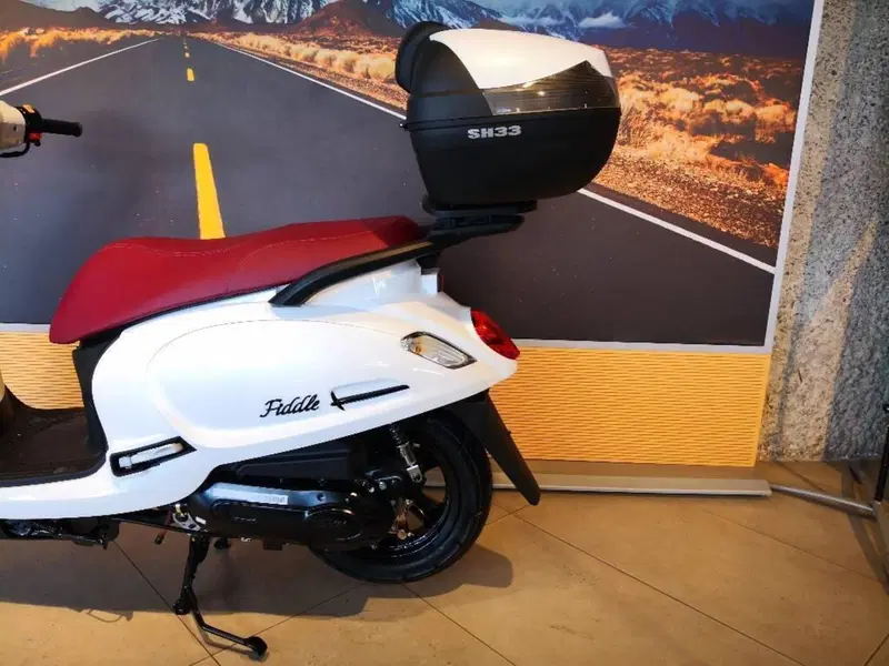 Sym Fiddle 50i (2021 - 26) (9)
