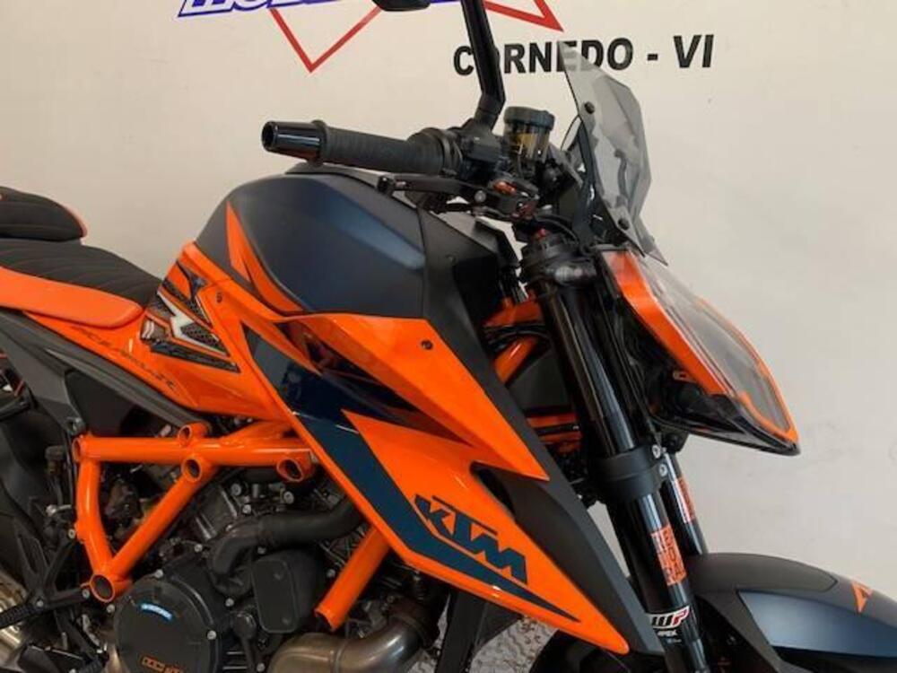 KTM 1290 Super Duke R (2020) (3)