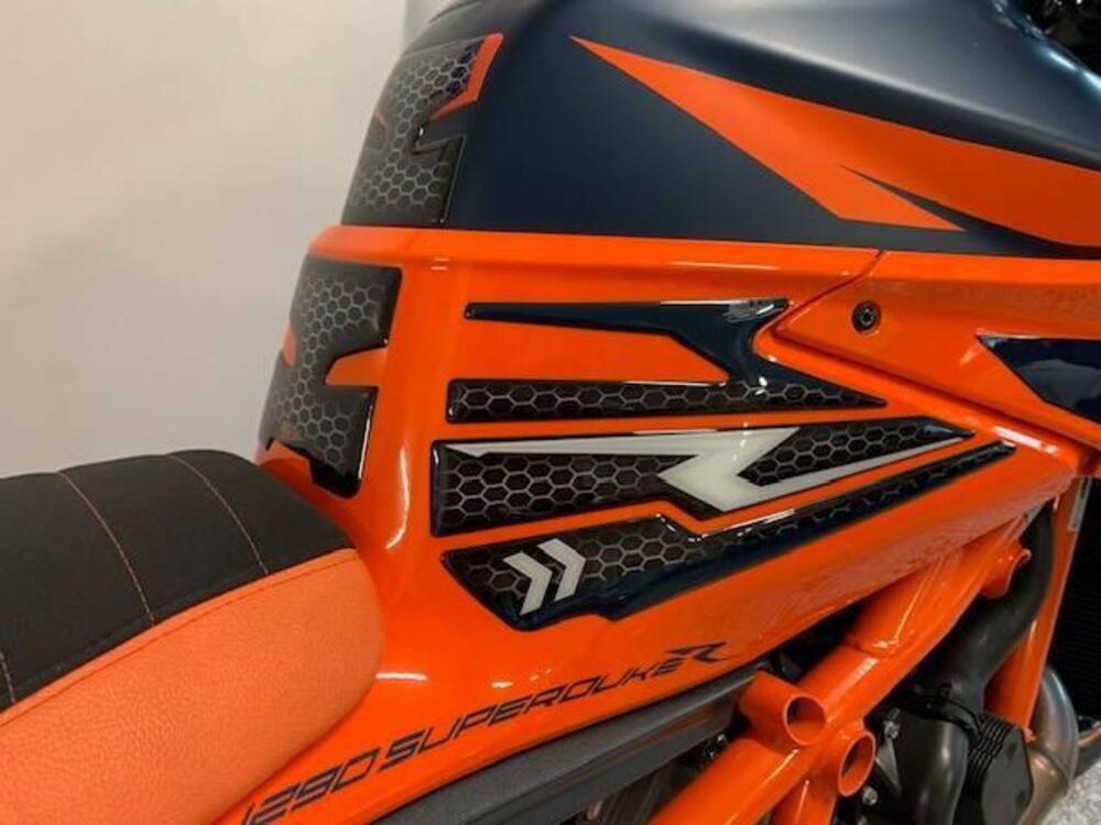 KTM 1290 Super Duke R (2020) (5)