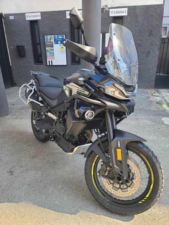 CFMOTO 800MT Explore (2023 - 25)