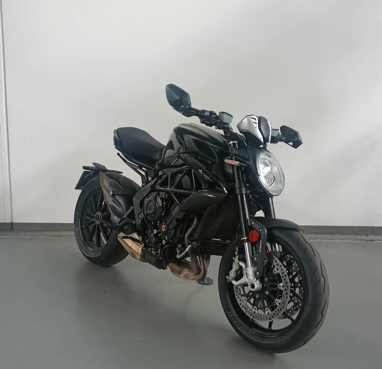 MV Agusta Dragster 800 R (2023 - 25) (3)