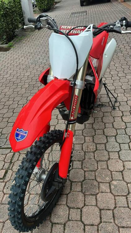 Honda CRF 250 R (2021) (2)