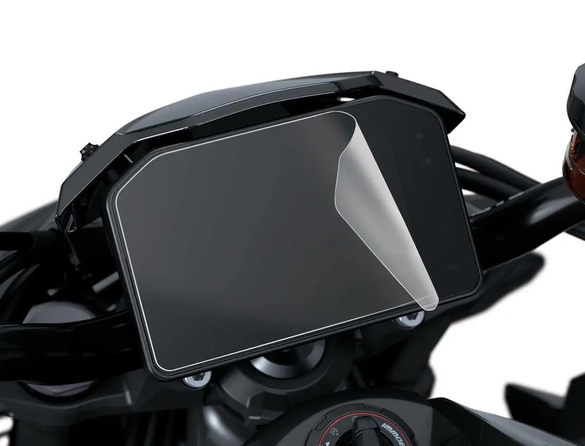 Arriva la Z1100: Kawasaki cala l'asso nella guerra delle hypernaked (13)