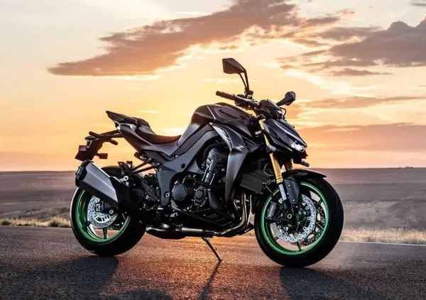 Arriva la Z1100: Kawasaki cala l'asso nella guerra delle hypernaked