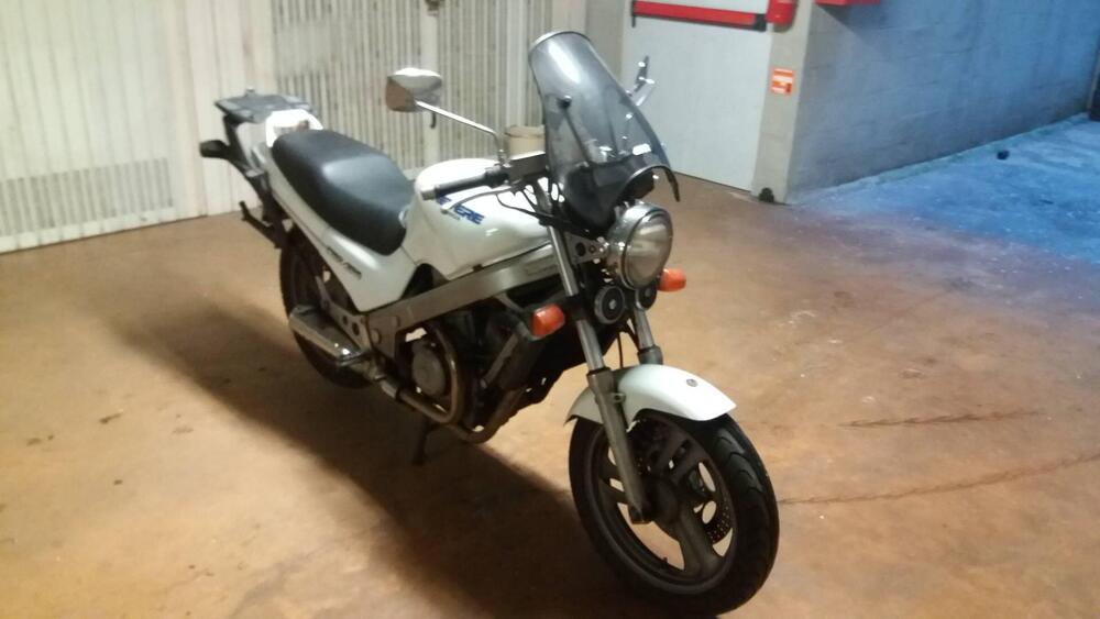 Honda NTV 650 (1988 - 01) (3)