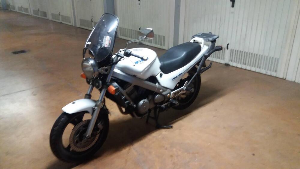 Honda NTV 650 (1988 - 01) (4)