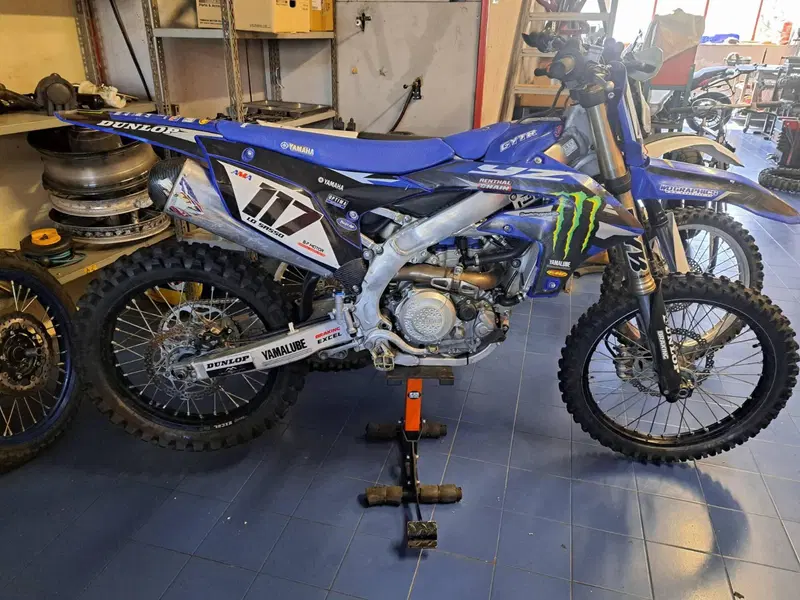 Yamaha YZ 450 F (2023)