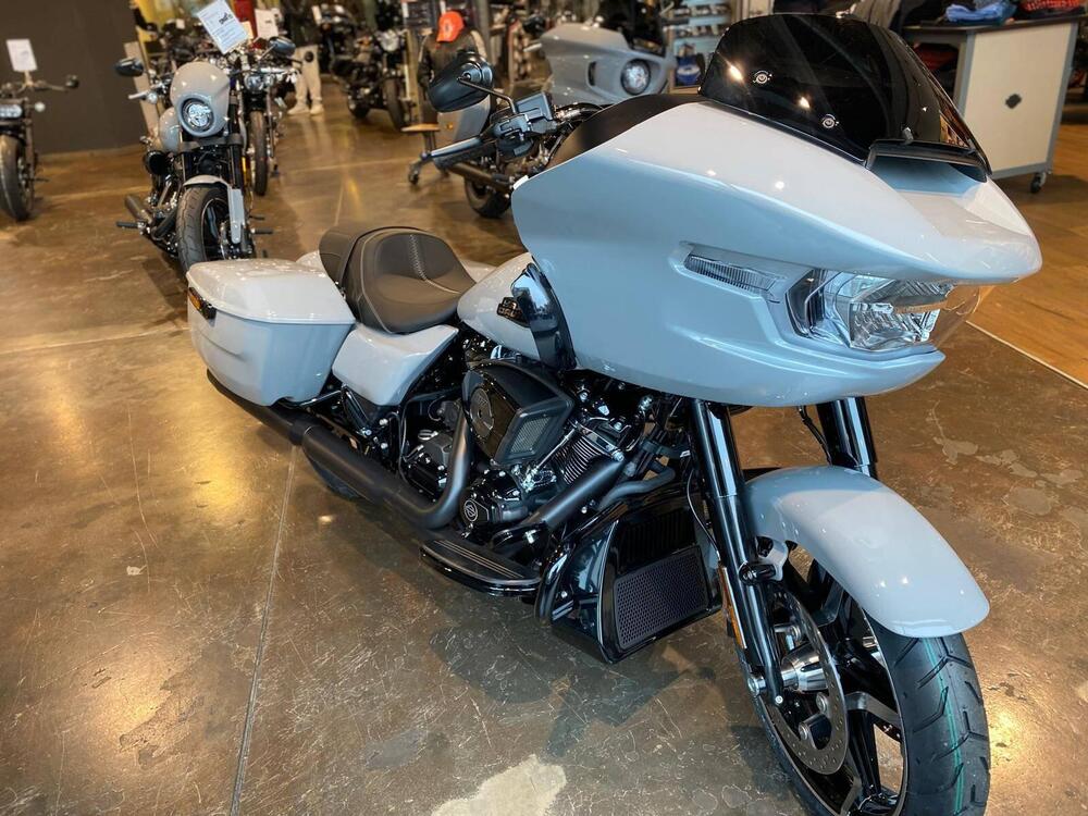 Harley-Davidson Road Glide (2024 - 25) (2)