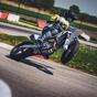 Nuova Husqvarna FS 450 2026: la supermotard si aggiorna. Ecco come [GALLERY]