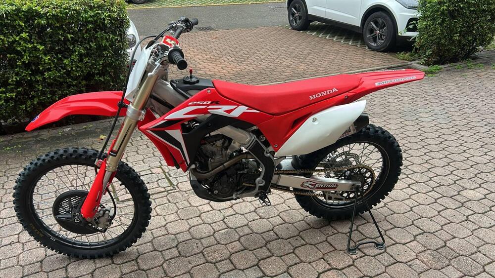 Honda CRF 250 R (2021) (4)