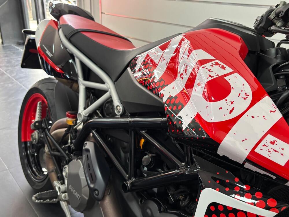 Ducati Hypermotard 950 RVE (2022 - 25) (4)