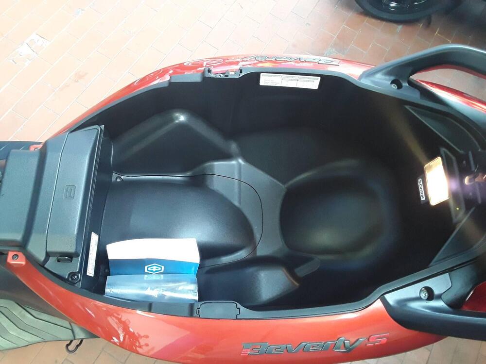 Piaggio Beverly 400 ABS-ASR (2021 - 24) (5)