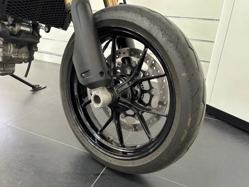 Ducati Hypermotard 698 Mono (2024 - 26) (3)
