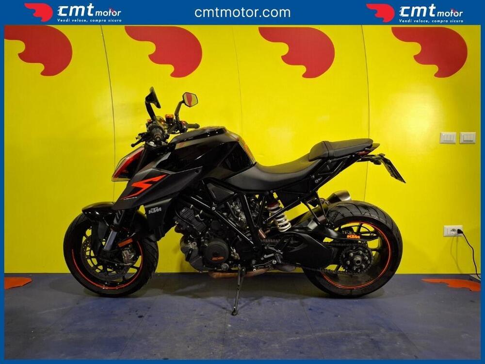 KTM 1290 Super Duke R (2019) (3)