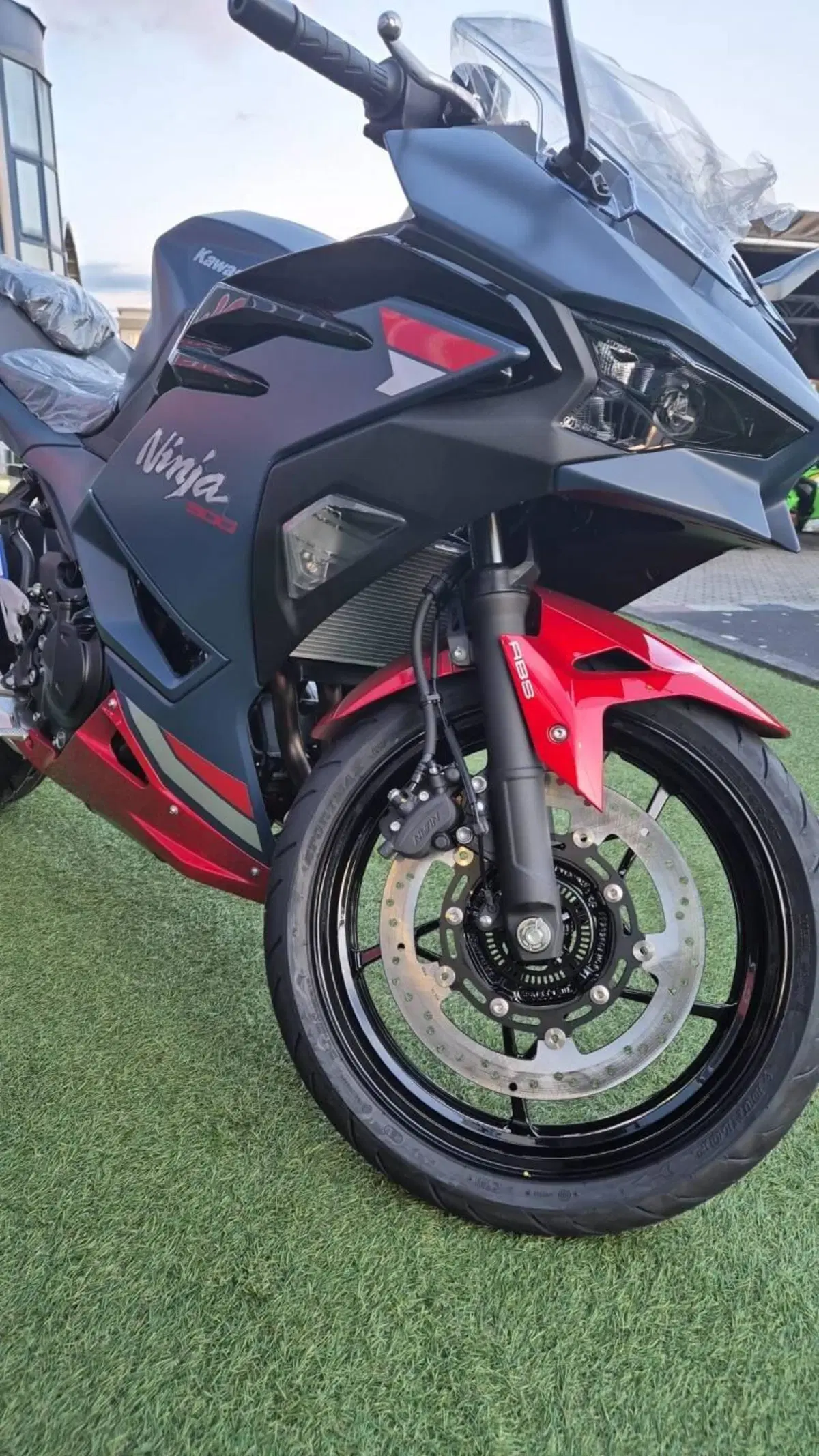 Kawasaki Ninja 500 SE (2024 - 26)