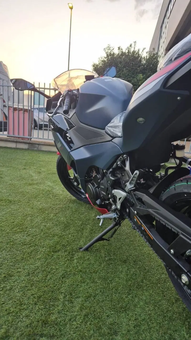 Kawasaki Ninja 500 SE (2024 - 26) (4)