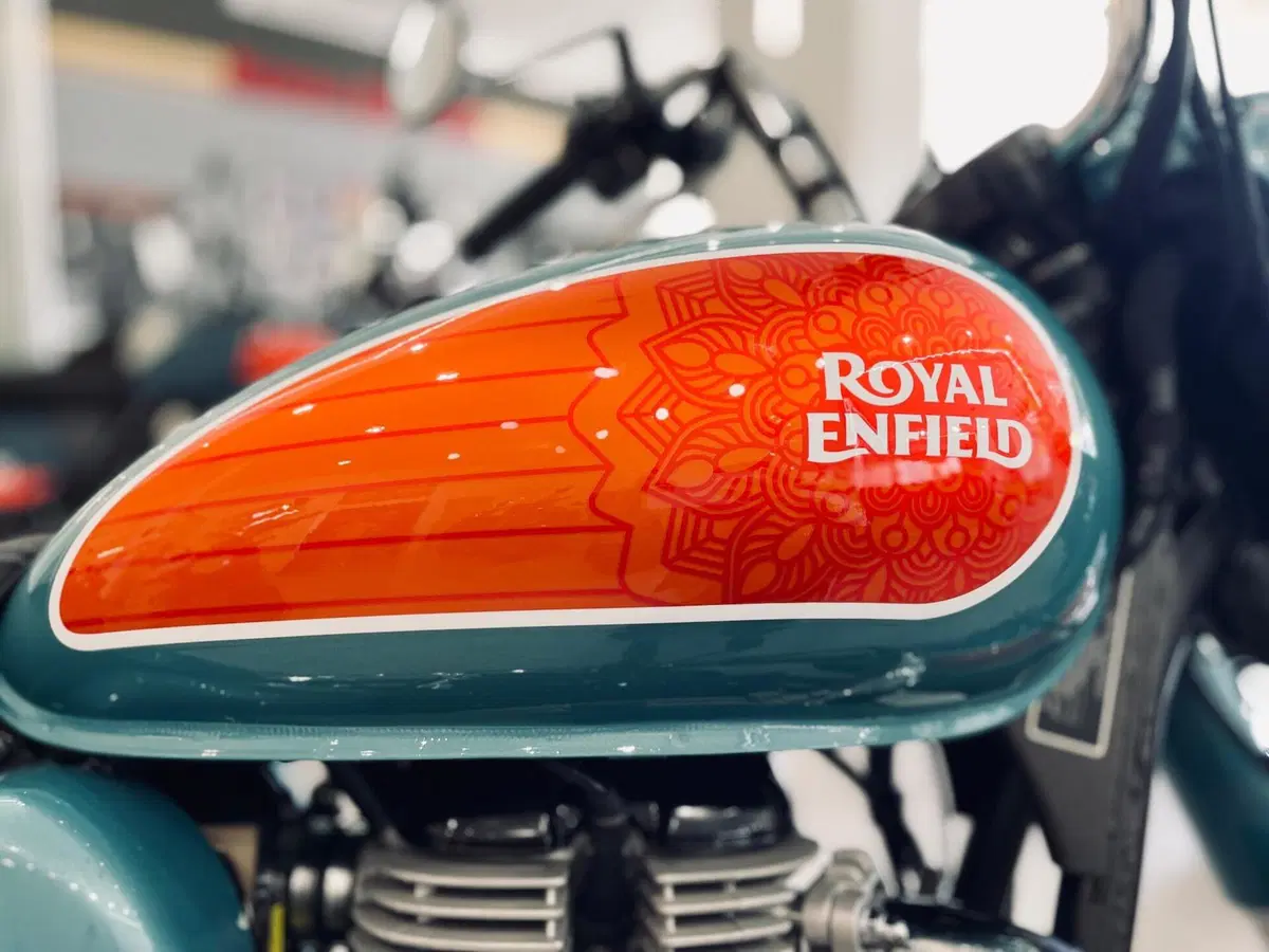Royal Enfield Classic 350 (2021 - 26) (8)