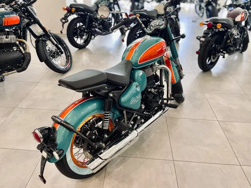 Royal Enfield Classic 350 (2021 - 26) (6)