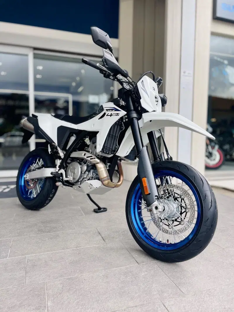 Suzuki DR-Z4SM (2025 - 26)