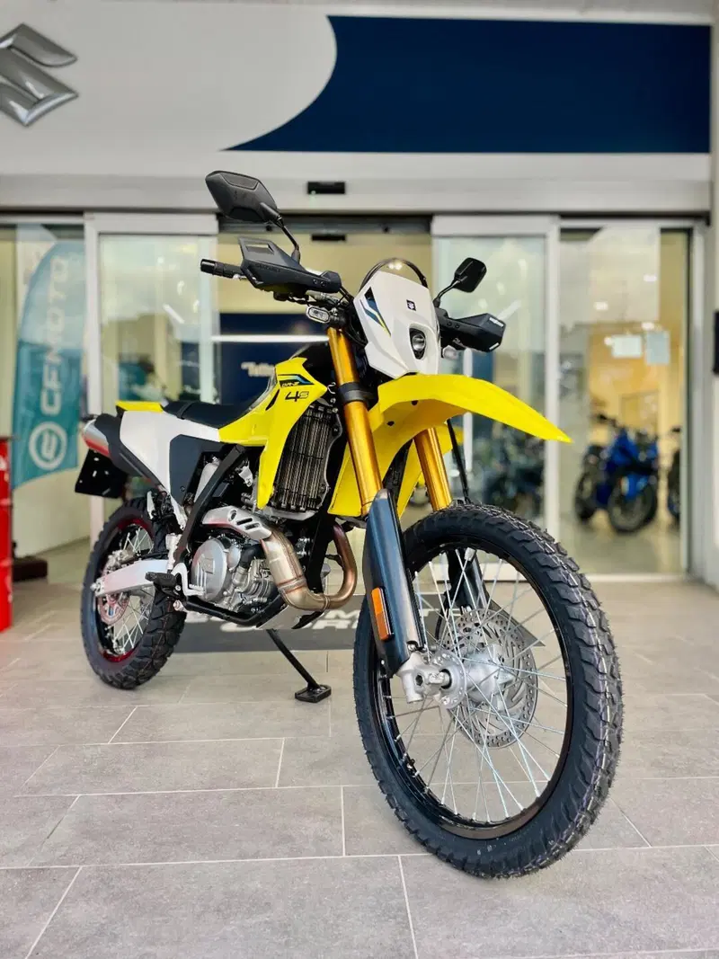 Suzuki DR-Z4S (2025 - 26)