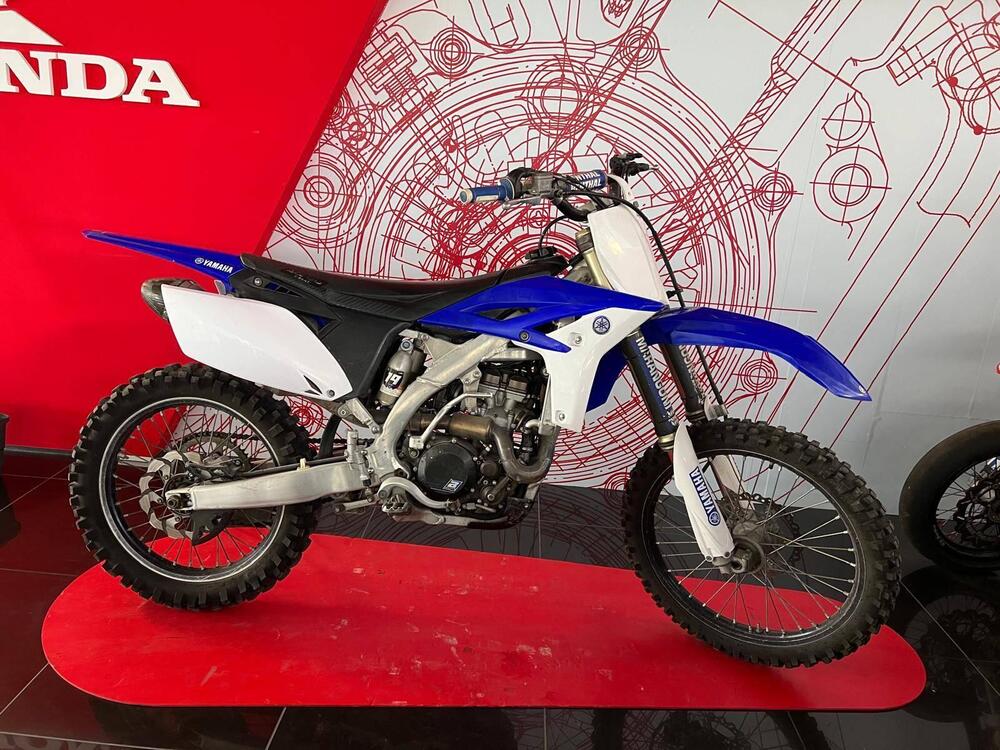 Yamaha YZ 250 F (2010 - 11) (2)