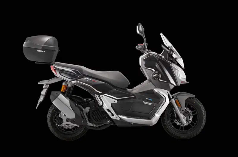 QJ Motor ATR 125 (2025 - 26) (2)