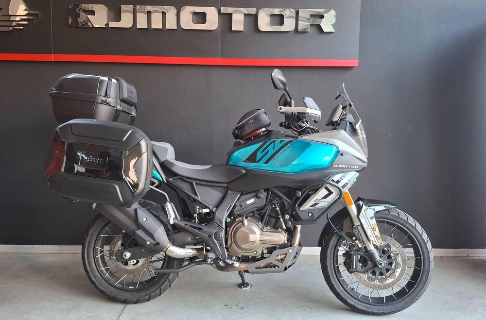 QJ Motor SRT 600 SX (2024 - 25) (2)