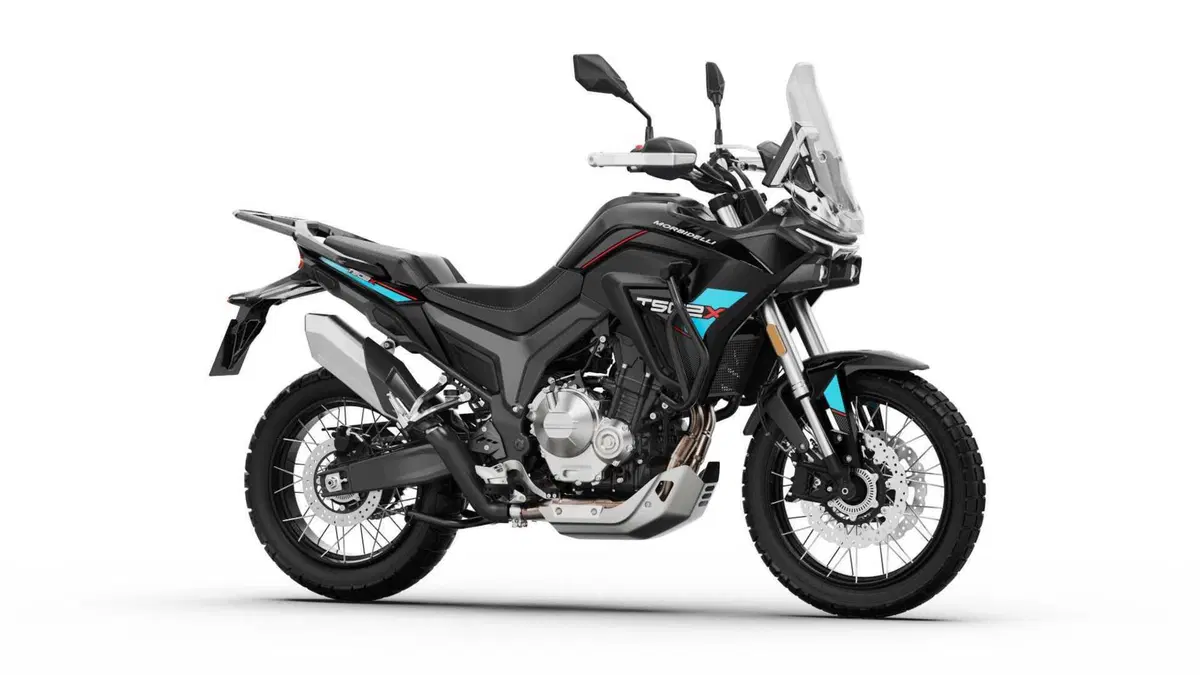 Prova Morbidelli T502X: l’adventure mid-size col 19”, sfida le rivali con stile e sostanza [VIDEO]