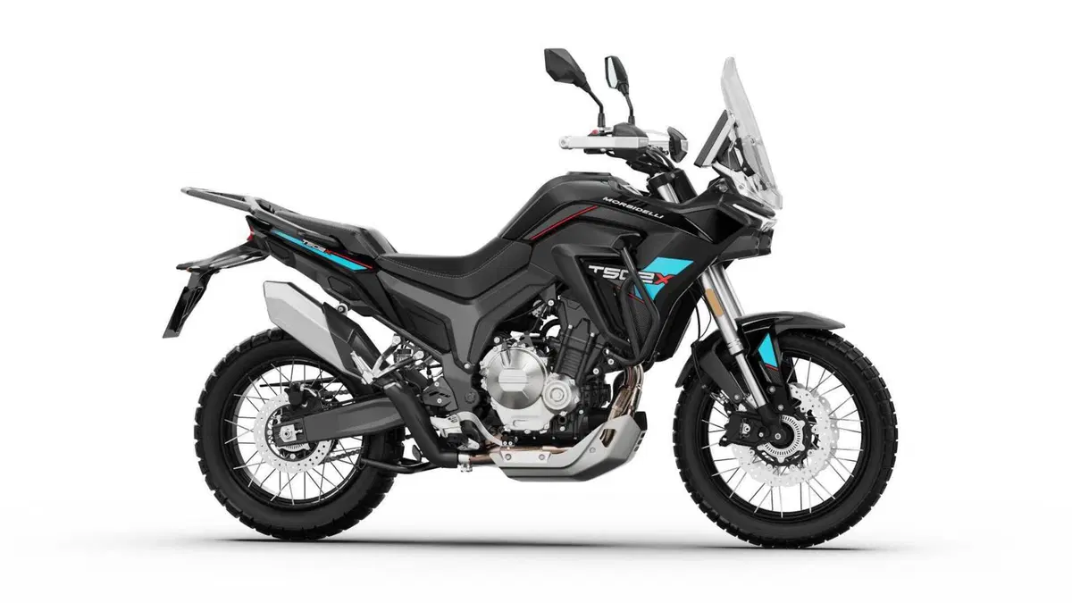 Prova Morbidelli T502X: l’adventure mid-size col 19”, sfida le rivali con stile e sostanza [VIDEO] (2)