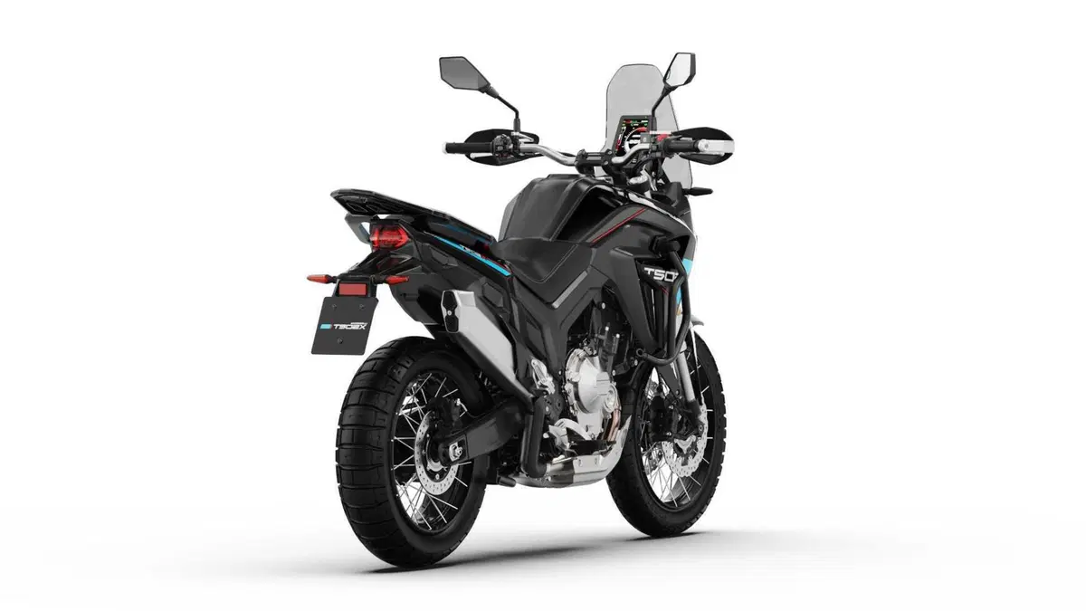 Prova Morbidelli T502X: l’adventure mid-size col 19”, sfida le rivali con stile e sostanza [VIDEO] (7)