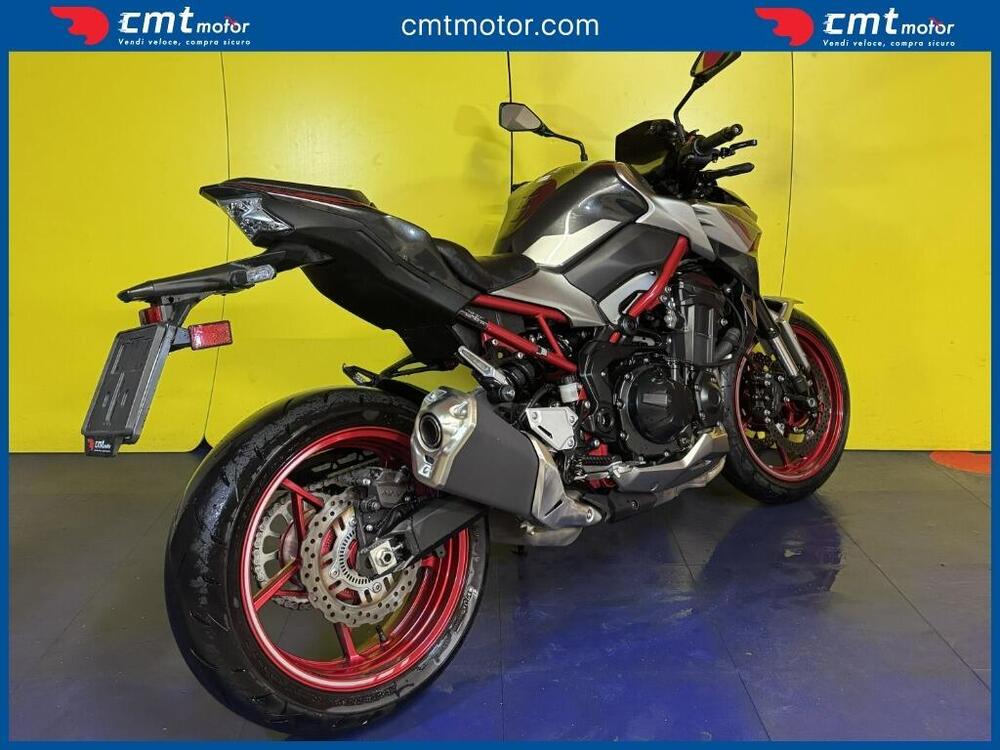 Kawasaki Z 900 (2021 - 24) (4)