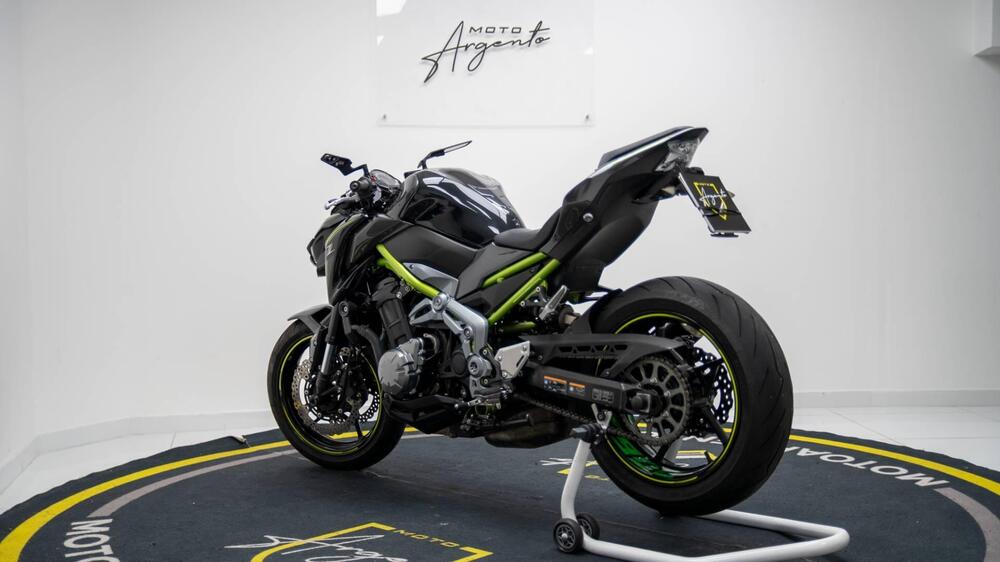 Kawasaki Z 900 (2017 - 18) (2)
