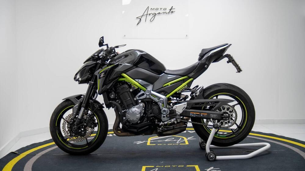 Kawasaki Z 900 (2017 - 18) (3)