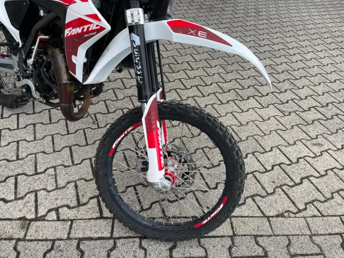 Fantic Motor Enduro 50 Performance 2t (2020) (7)